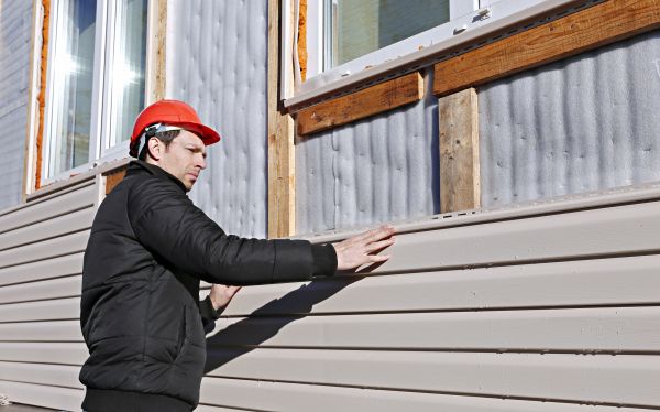 Cost of Vinyl Cladding Repair in Colorado Springs