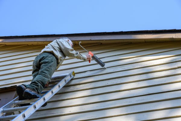 Cost of Vinyl Siding Caulk Repair in Colorado Springs